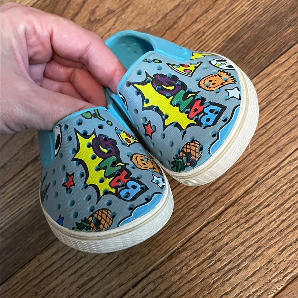 Native Light Blue Comic Print for toddlers size 5